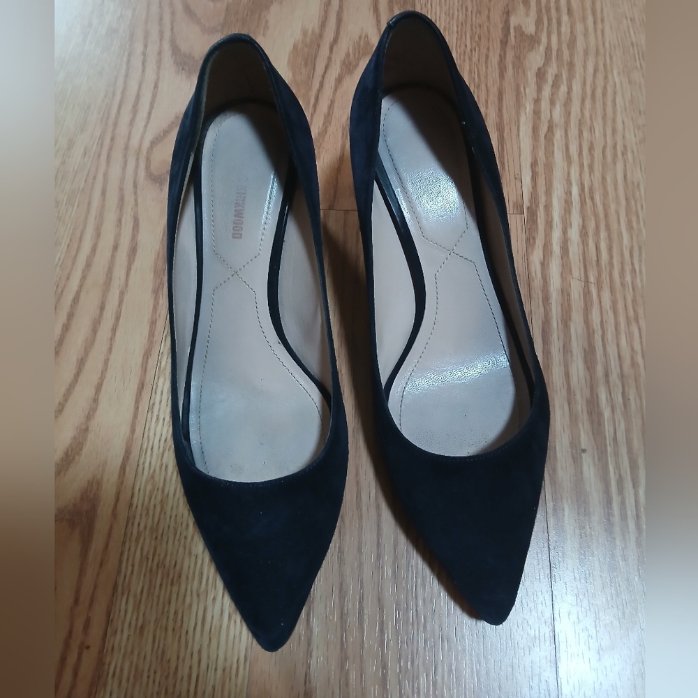 Nicholas Kirkwood Dark Blue Suede Heels with Gold Block Prism Heel